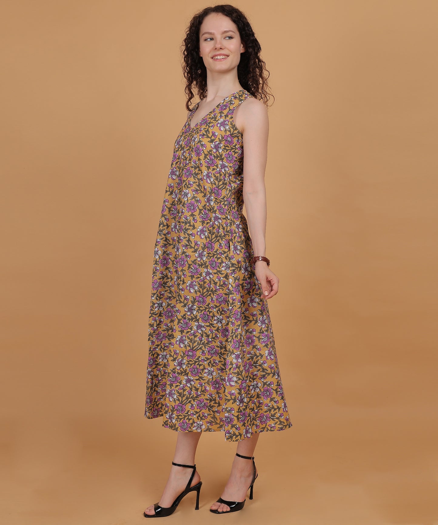 Marigold Bloom Midi Dress 🌼